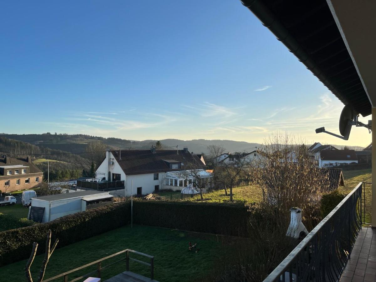Wohnung Mit Panoramablick Gerolstein Exterior photo