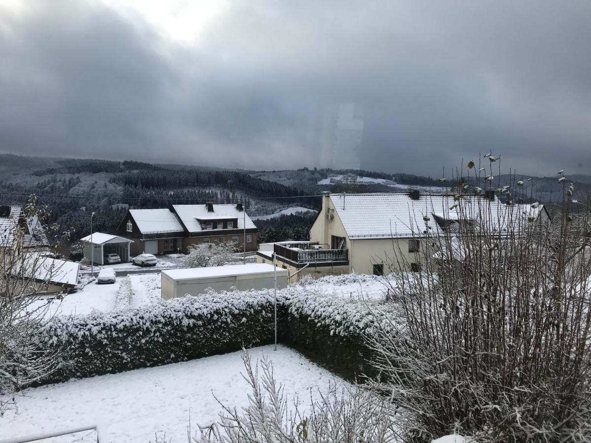 Wohnung Mit Panoramablick Gerolstein Exterior photo